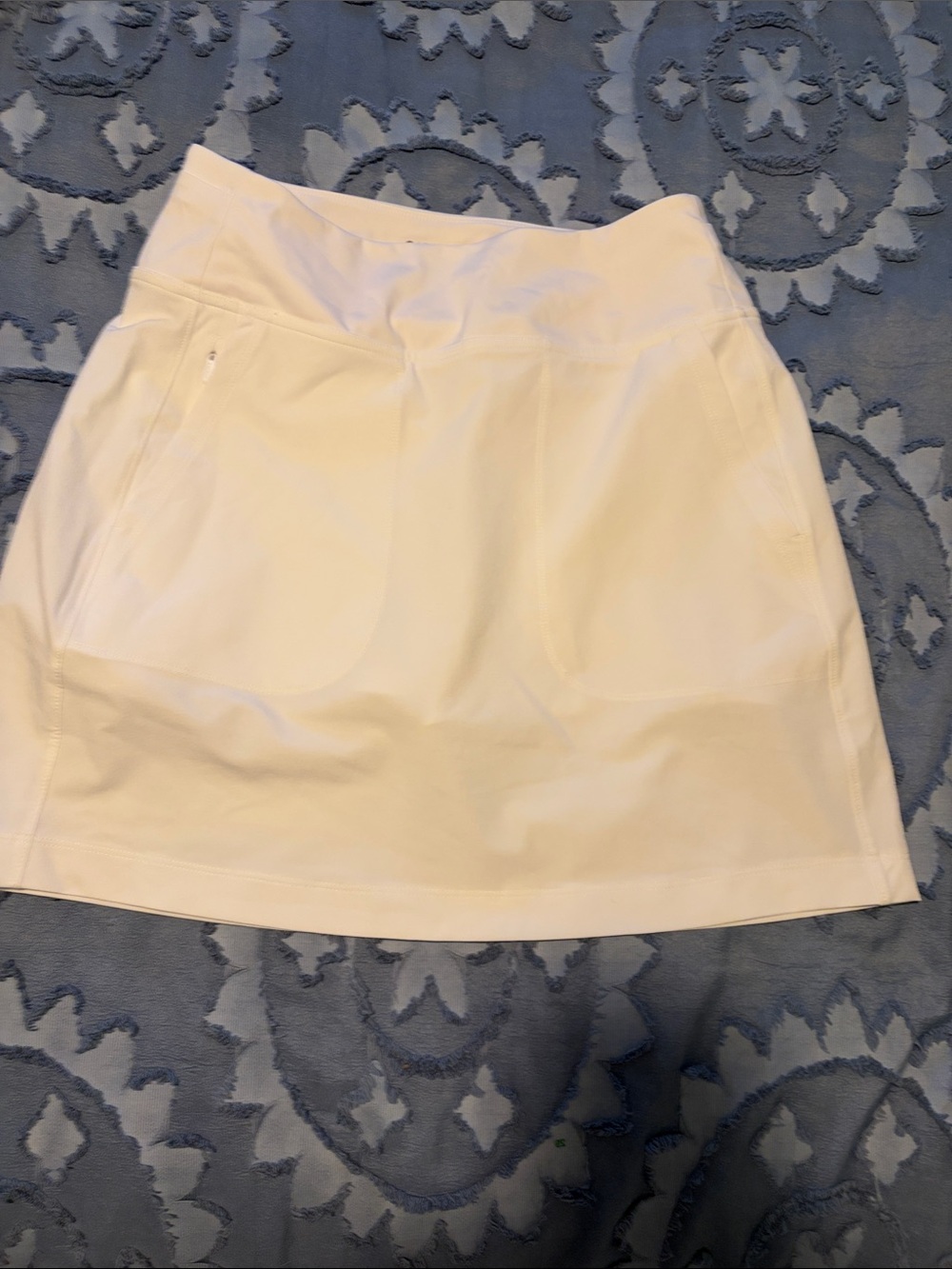 Athleta White Performance Skort with Front Pockets